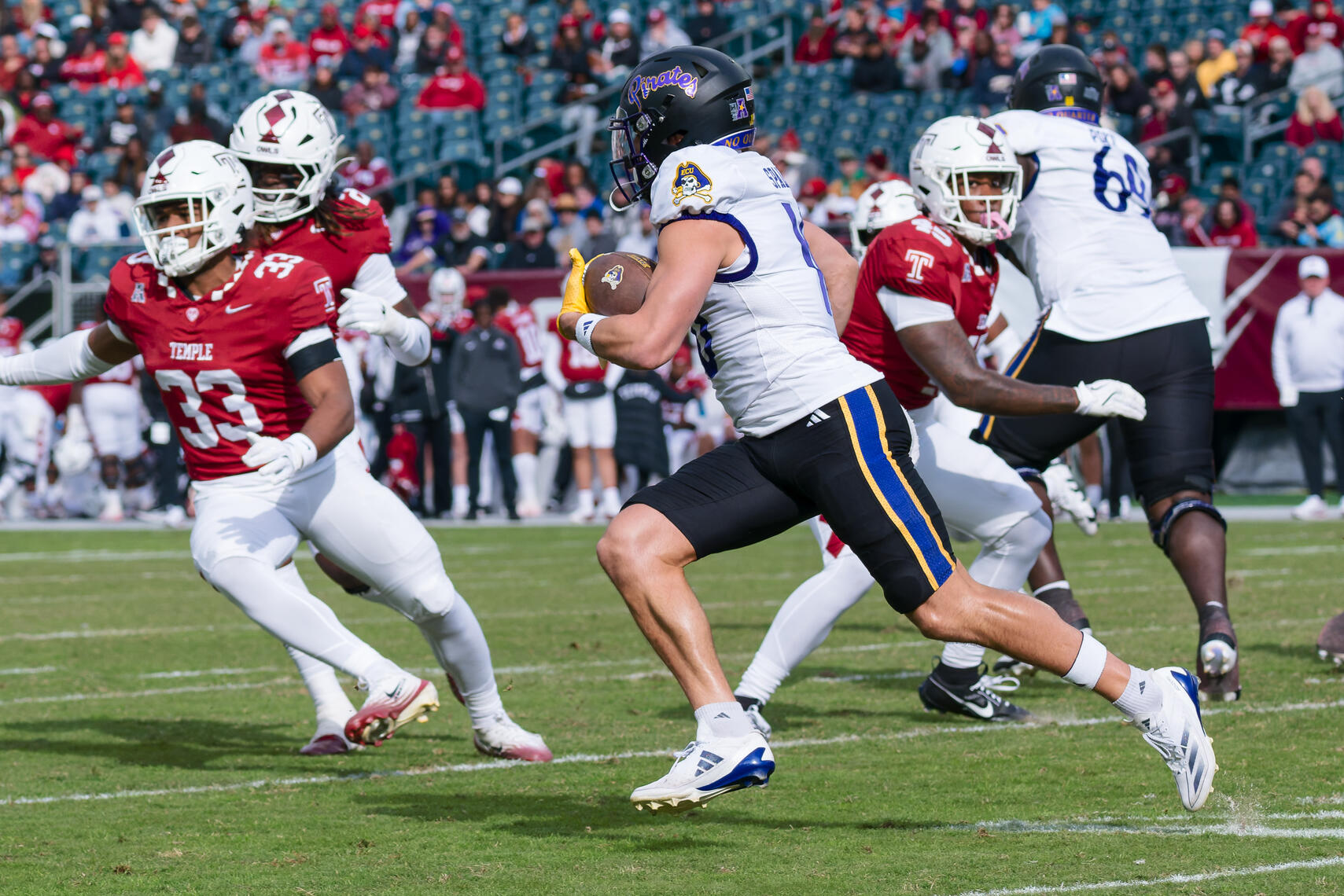 PHILADELPHIA, PA - Brock Spalding (10) carries the ball during the November 1, 2025 game against Temple at Lincoln Financial Field in Philadelphia, Pennsylvania.
